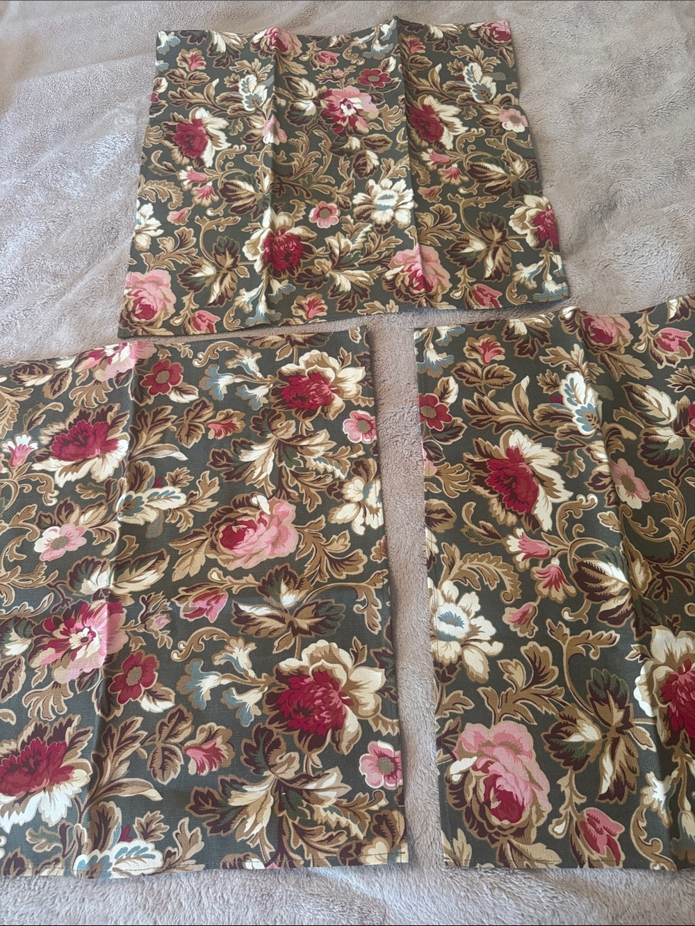 Longaberger fabric napkins. Brand new never used.